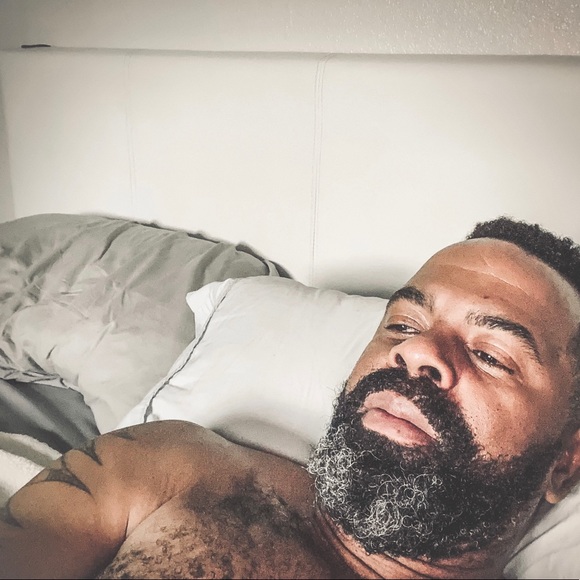 Meet your Posher, Kendrick - Picture 2 of 4